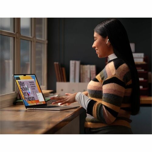 Ordinateur portable Apple MacBook Air MC6K4LL/A 15,3 pouces - Apple M4 - 24 Go - 512 Go