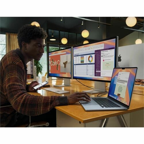 Ordinateur portable Apple MacBook Air MC7D4LL/A 15,3 pouces - Apple M4 - 24 Go - 512 Go