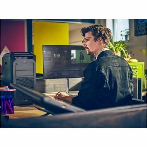 Estación de trabajo HP Z8 G5 - Intel Xeon Silver 4514Y - 64 GB - SSD de 512 GB -