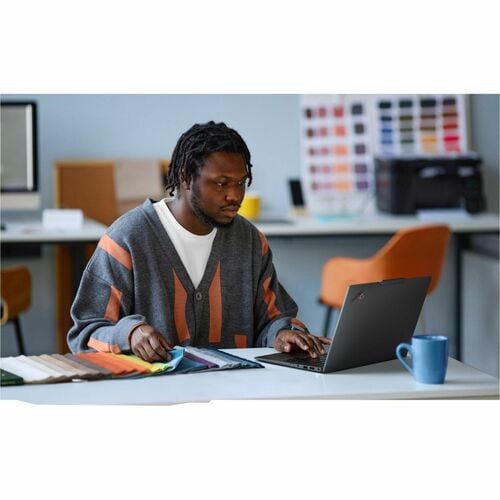 Lenovo ThinkPad X1 Carbon Gen 13 21NX005LUS 14" Touchscreen Ultrabook (21NX005LUS)