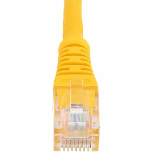 Cable de conexión UTP Cat5e moldeado amarillo de 30 cm de StarTech.com - Categoría 5e - 30 cm - 1 x