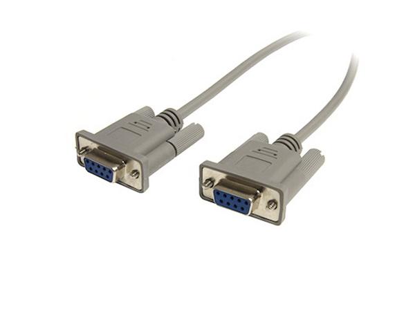 Cable de módem nulo serial DB9 de 7,6 m con cableado cruzado Startech.Com - Hembra/Hembra -