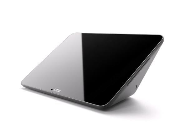 La tablette de contrôle Expand d'Epos Canada sert soit de support de réunion, soit de