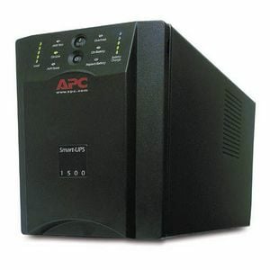 Onduleur APC Smart-UPS 1 500 VA - 1 440 VA - 6,7 minutes F