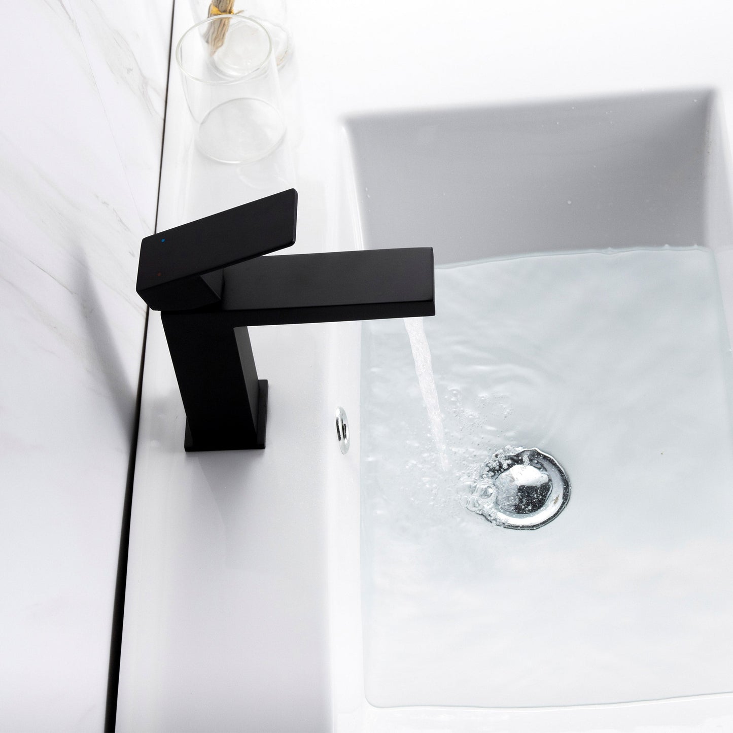 AGUA Canada Rico Single Handle Bathroom Faucet (RICO-BK)