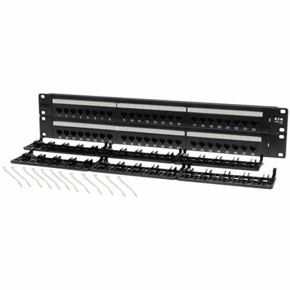 Panneau de brassage Tripp Lite 48 ports Cat5e 568B 110 perforations 2URM TAA - 48 x RJ-45