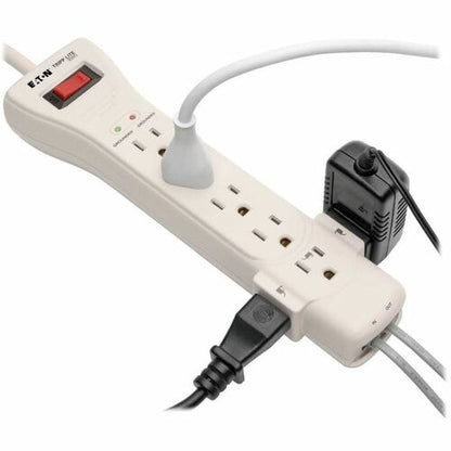 Parasurtenseur Tripp Lite Protect It! à sept prises - 7 x NEMA 5-15R