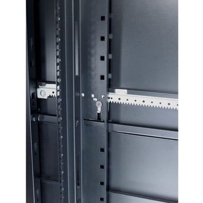 Rail de montage vertical APC by Schneider Electric avec trous carrés - Noir