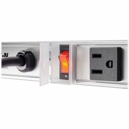 Multiprise Tripp Lite 120 V CA - NEMA 5-15P - 24 V - NEMA 5-15R - 4,57 m