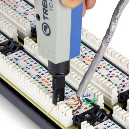 Outil de perforation TRENDnet avec lame 110 et Krone, insertion et coupe des terminaisons