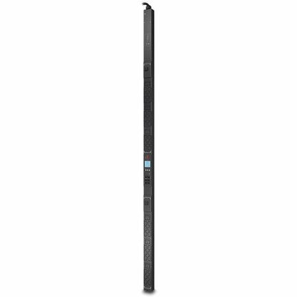 Unité de distribution d'alimentation (PDU) APC by Schneider Electric AP8841 à 42 prises avec compteur