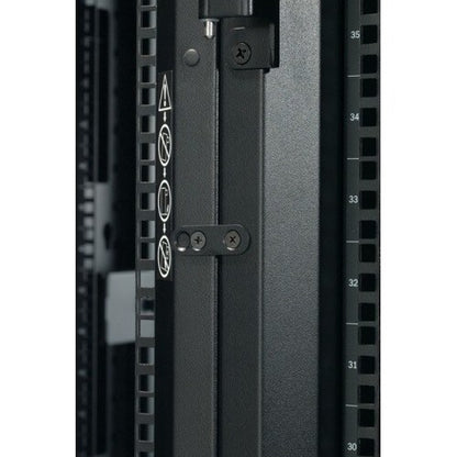 Armoire rack APC by Schneider Electric NetShelter SX - 45U R