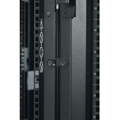 Rack NetShelter SX 42U 600 mm de large APC by Schneider Electric