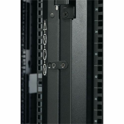 APC by Schneider Electric NetShelter SX 48U 600 mm de ancho x 1200 mm de profundidad E
