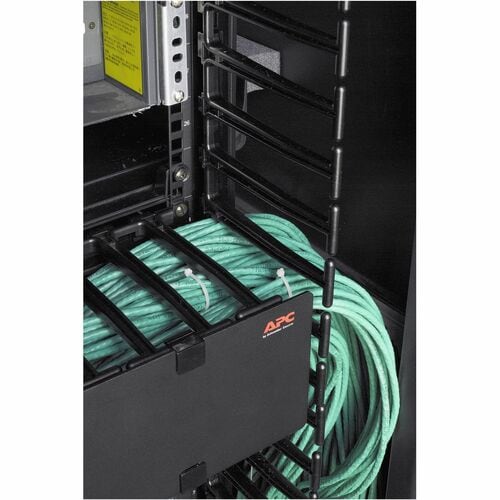 APC by Schneider Electric NetShelter SX 42U 750 mm de large x 1 070 mm de profondeur N