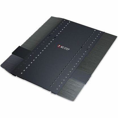 APC by Schneider Electric NetShelter SX 42U 750 mm de large x 1 070 mm de profondeur N
