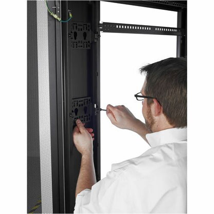 Armoire rack APC by Schneider Electric Netshelter SV - Hauteur rack 42U