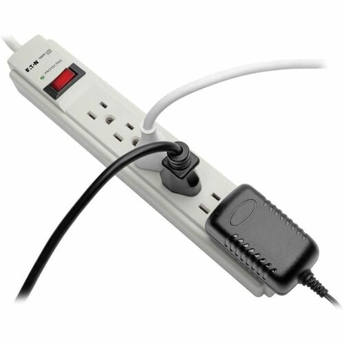 Tripp Lite par Eaton 6 prises, cordon de 8 pieds, multiprise 990 joules, fiche plate -