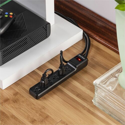 Cyber Power CyberPower CSB604 Essential 6-Outlets Surge Suppressor wit