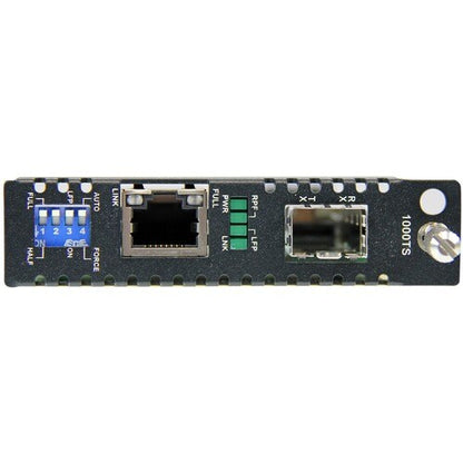 Módulo de tarjeta conversora de medios de fibra Gigabit Ethernet de StarTech.com con ranura SFP abierta