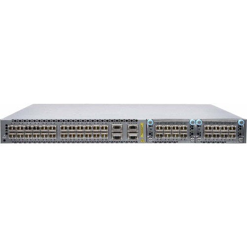 EX4600 24 ports SFP+/SFP 4 ports QSFP+ 2 emplacements d'extension