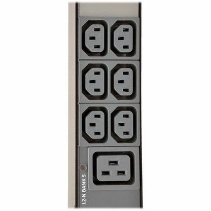 PDU Tripp Lite par Eaton PDU3XMV6G32 42 prises avec compteur - IEC 60309 32 A