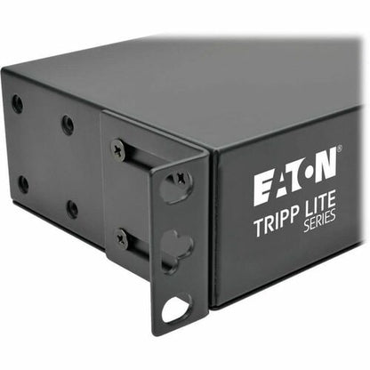 Tripp Lite by Eaton PDUMH15-RA PDU à montage en rack avec compteur - NEMA 5-15P - 13