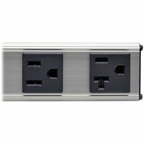 Multiprise verticale Tripp Lite par Eaton à 4 prises avec cordon de 4,5 m (15 pi) - N