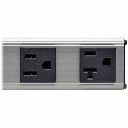 Multiprise verticale Tripp Lite par Eaton à 4 prises avec cordon de 4,5 m (15 pi) - N