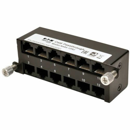 Paso Cat6a de alta densidad de Tripp Lite