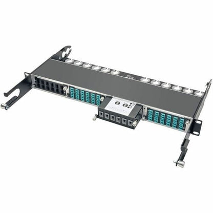Casete de conexión Tripp Lite de 100 Gb/120 Gb a 40 Gb, 2 de 24 fibras a 6 de 12 fibras, 8 MTP, 8 puertos