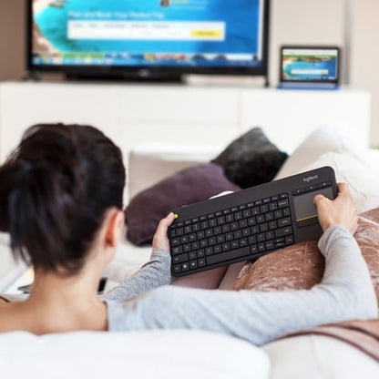 Teclado táctil inalámbrico para TV Logitech K400 Plus con fácil control multimedia