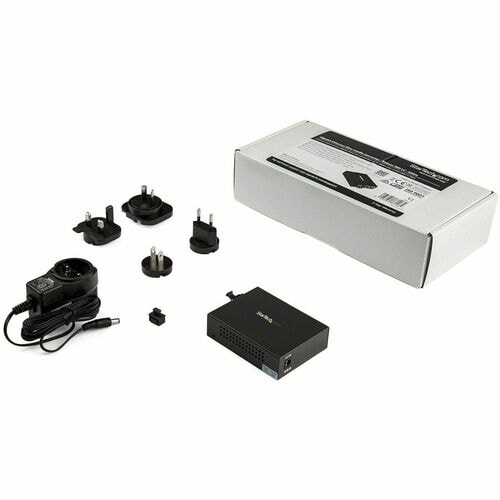 StarTech.com Gigabit Ethernet Fiber Media Converter - Compact