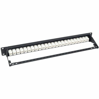 Panel de conexión de 24 puertos Cat6a de Tripp Lite con alimentación pasante para montaje en rack RJ45 Ethernet 1U - 24