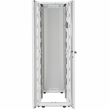 Armoire APC by Schneider Electric 45U x 24 po de largeur x 48 po de profondeur avec côtés