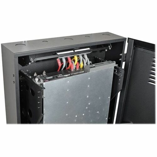 Armoire rack Tripp Lite by Eaton SmartRack SRWF4U - Pour panneau de brassage, L