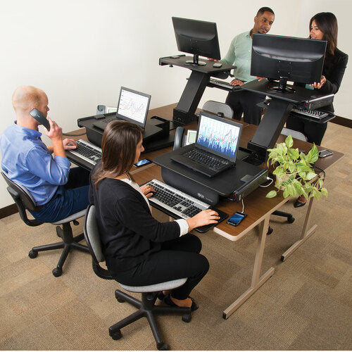 Abrazadera de escritorio para un solo monitor WorkWise de Tripp Lite para trabajar sentado o de pie