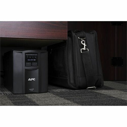 Onduleur APC Smart-UPS 1500 VA LCD 120 V avec SmartConnect