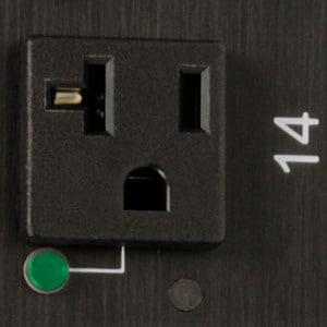 Unité de distribution d'alimentation Tripp Lite by Eaton PDUMVR20NETLX 24 prises - Commutée - NEMA 5-20