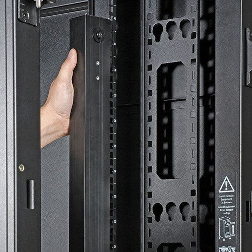 Unité de distribution d'alimentation Tripp Lite by Eaton PDUMVR20NETLX 24 prises - Commutée - NEMA 5-20