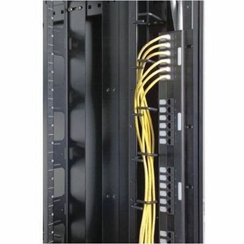 Câble de distribution de données CMR Cat5e APC by Schneider Electric