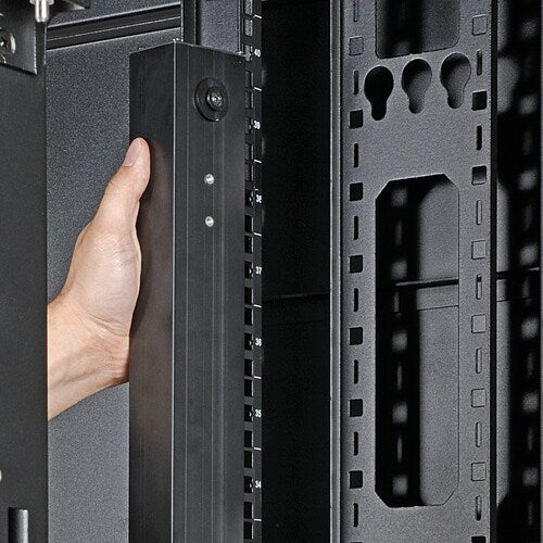 PDU de 30 tomas de corriente Tripp Lite by Eaton PDU3XEVSRHWB - Conmutada - Cableada