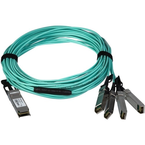 Cable de conexión AOC de StarTech.com para Cisco QSFP-4X10G-AOC7M - 7 m 40 G 1x QSFP+ a