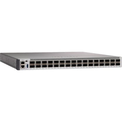 CATALYST 9500 32PORT 40/100G UNIQUEMENT ESSENTIEL