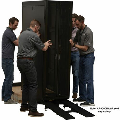 Rampe APC by Schneider Electric pour le retrait du rack NetShelter SX3K de S