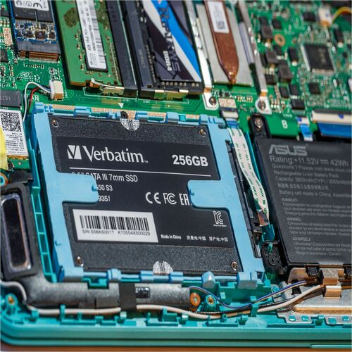 SSD INTERNE VI550 SATA III 2,5 pouces 256 Go MULTI 2