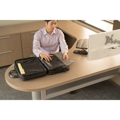 Kensington Contour 2.0 Carrying Case (Briefcase) f