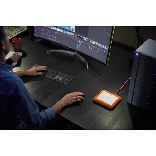 8TB LACIE RUGGED RAID SHUTTLE 2.5E