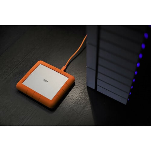 8TB LACIE RUGGED RAID SHUTTLE 2.5E