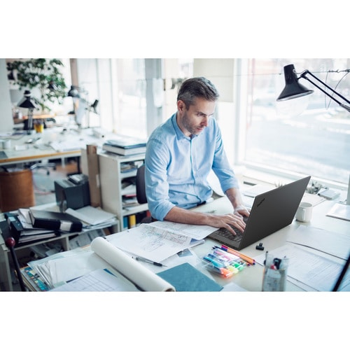 Station de travail mobile Lenovo ThinkPad P1 Gen 2 20QT0036US 15,6 pouces - Full HD